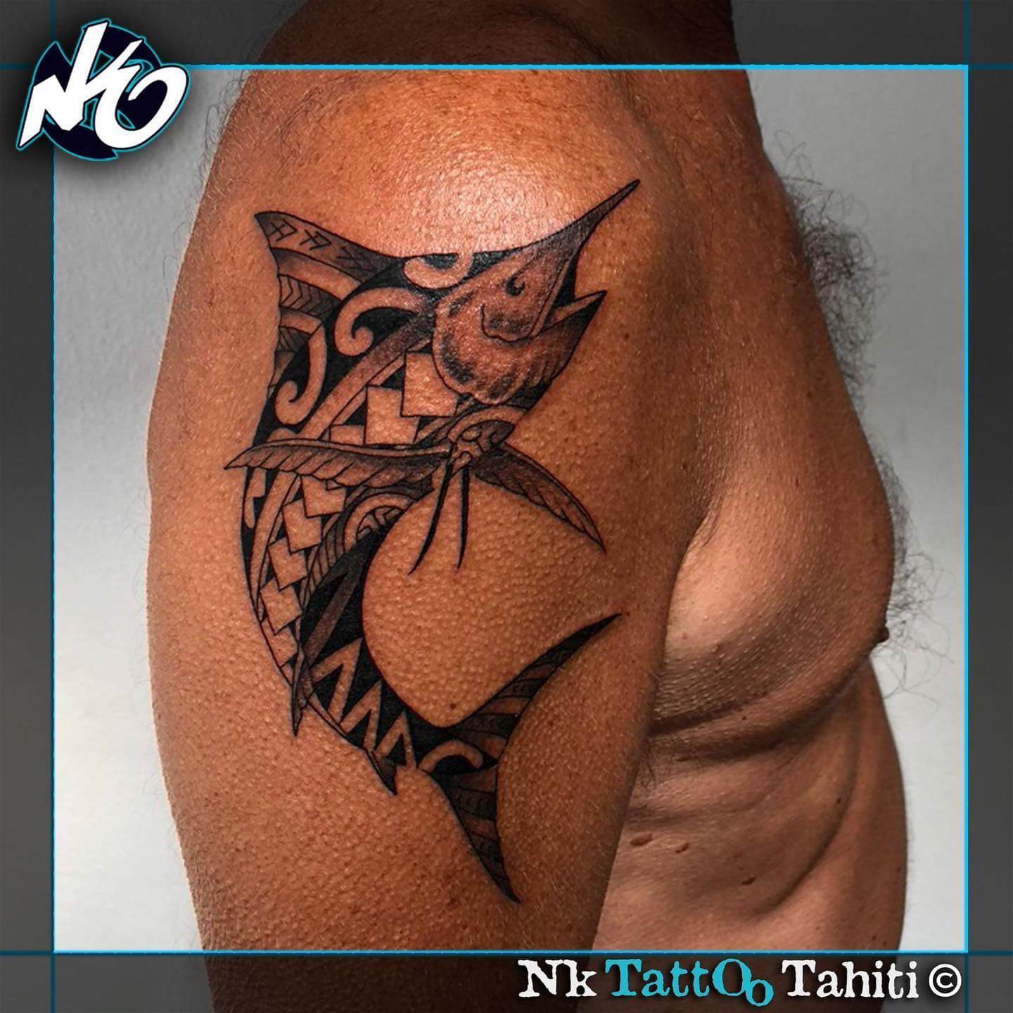 nk-tattoo-tahiti-portfolio-espadon-epaule